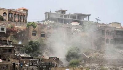 حجة.. مقتل مدني وإصابة ثمانية آخرين بينهم امرأة وطفل في قصف حوثي بحيران