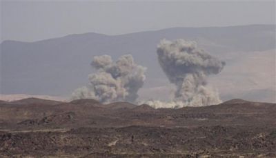 شبوة: الجيش يهاجم مواقع ميلشيات الحوثي وصالح في مديرية بيحان