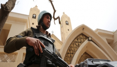 مسلح فتح النار وقتل 9 في كنيسة بالقاهرة والشرطة قتلته قبل تنفيذه الاقتحام (فيديو)