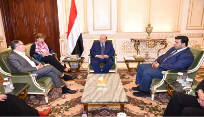 الرئيس هادي: الحل في اليمن يكمن في السلام المبني على المرجعيات الثلاث