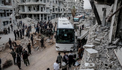 وصل عددهم 45 ألف.. القافلة الـ 12 من مهجري الغوطة الشرقية تصل إلى إدلب وريف حلب