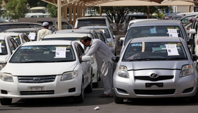 رويترز: بيع السيارات اليابانية المستعملة تجارة مربحة في اليمن