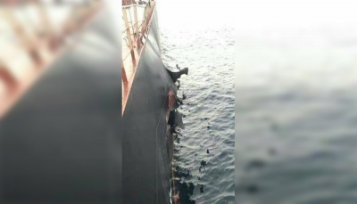 انفجار يلحق أضراراً بسفينة تركية تحمل  50 ألف من القمح قبالة ميناء الصليف