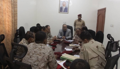 "الميسري" يلتقي في "عدن" قيادات وزارة الدفاع ويطلع على سير العمليات العسكرية