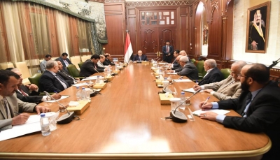 الرئيس هادي: خيارنا السلام المبني على المرجعيات الثلاث لإنهاء الإنقلاب