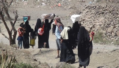 تعز: نزوح 18 أسرة من سكان "جبل حبشي" جراء قصف الحوثيين