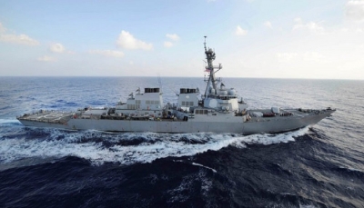 واشنطن: إحباط هجوم صاروخي انطلق من مناطق الحوثيين باتجاه مدمرة أمريكية جنوب البحر الأحمر