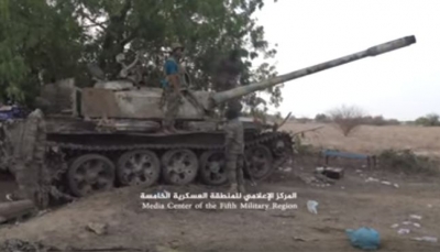 حجة: الجيش يستعيد أسلحة ثقيلة من الميليشيا بينها دبابة في "حرض"