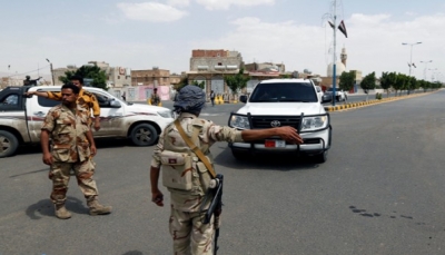 متحدث الحكومة: الهجوم  على الفريق الحكومي استهتار بجهود "غريفيث" وهو من يتحمل المسؤولية