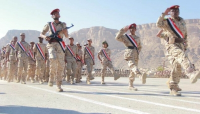 بن عزيز: العمليات العسكرية ضد الحوثيين مستمرة والجيش يحقق انتصارات متتالية