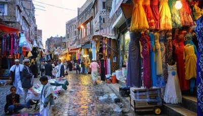صنعاء: الحوثيون يقرون إغلاق الأسواق والمراكز التجارية أمام المتسوقين