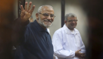 مصر: حكم نهائي بالسجن المؤبد بحق مرشد الإخوان و4 آخرين من القيادات