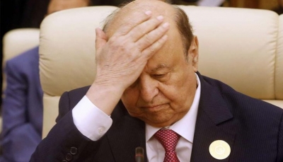 صحيفة: الرئيس هادي غادر الرياض هرباً من أزمة تشكيل الحكومة الجديدة