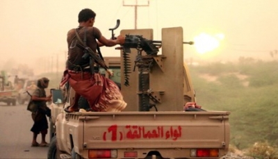 الحديدة.. القوات المشتركة تدكّ مواقع مستحدثة للحوثيين في "الدريهمي"
