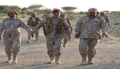 وزير الدفاع يدعو كل القوى إلى نبذ الخلافات ورص الصفوف ضد الحوثي