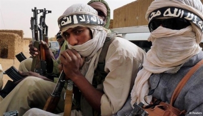 مقتل جنود فرنسيين في "مالي" وتنظيم القاعدة يعلن تبنيه الهجوم