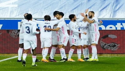 ريال مدريد ينتفض ويكتسح ألافيس برباعية 