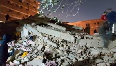 مصر.. عشرات القتلى والمصابين بانهيار مبنى في القاهرة عقب ساعات من فاجعة القطار