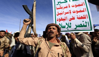 تزايد صراعات الأجنحة.. مقتل قيادي حوثي بكمين مسلح في "عمران" 