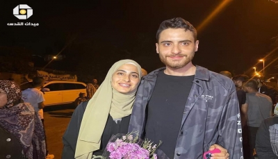 أيقونة الشيخ جراح بالقدس.. الاحتلال الإسرائيلي يطلق سراح الناشطة منى الكرد وشقيقها