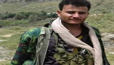 نتيجة خلافات عائلية.. مسلح حوثي يقتل والده في محافظة إب