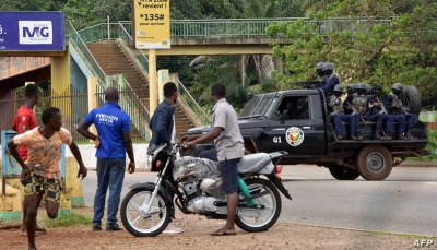 الانقلابيون في غينيا يعلنون "القبض" على الرئيس و"حل" المؤسسات