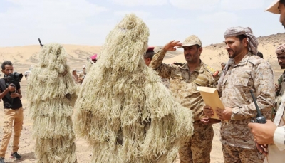 مأرب.. الجيش يعلن تخرج دفعات جديدة من دورتي القناصين وأمن وحماية