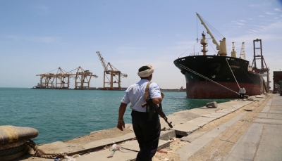 قائد التحالف: ميناء الحديدة "مصدر أذى" ضد الإنسانية
