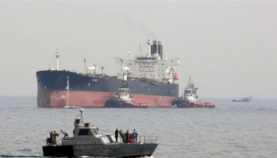 البحرية الإيرانية تقول إنها صدت هجوما على سفينة في البحر الأحمر