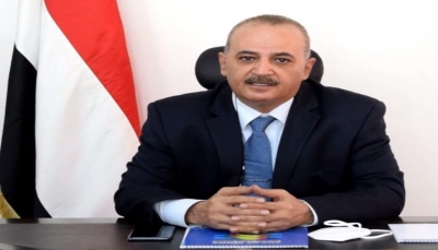 الحكومة اليمنية ترحب بتعهدات المانحين لإنقاذ "صافر" وتفادي كارثة وشيكة
