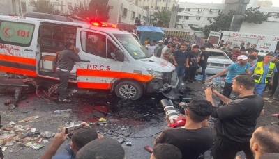 الهلال الأحمر الفلسطيني: ستة شهداء في قصف إسرائيلي استهدف مركبة إسعاف في دير البلح