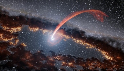 "يبتلع ما يعادل شمساً كل يوم".. علماء فلك يكتشفون ثقباً أسود هائلاً في الكون