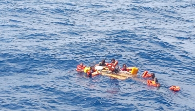 فقدان بحار وإنقاذ آخرين أثناء غرق سفينة تجارية محمّلة بالإسمنت قبالة سقطرى